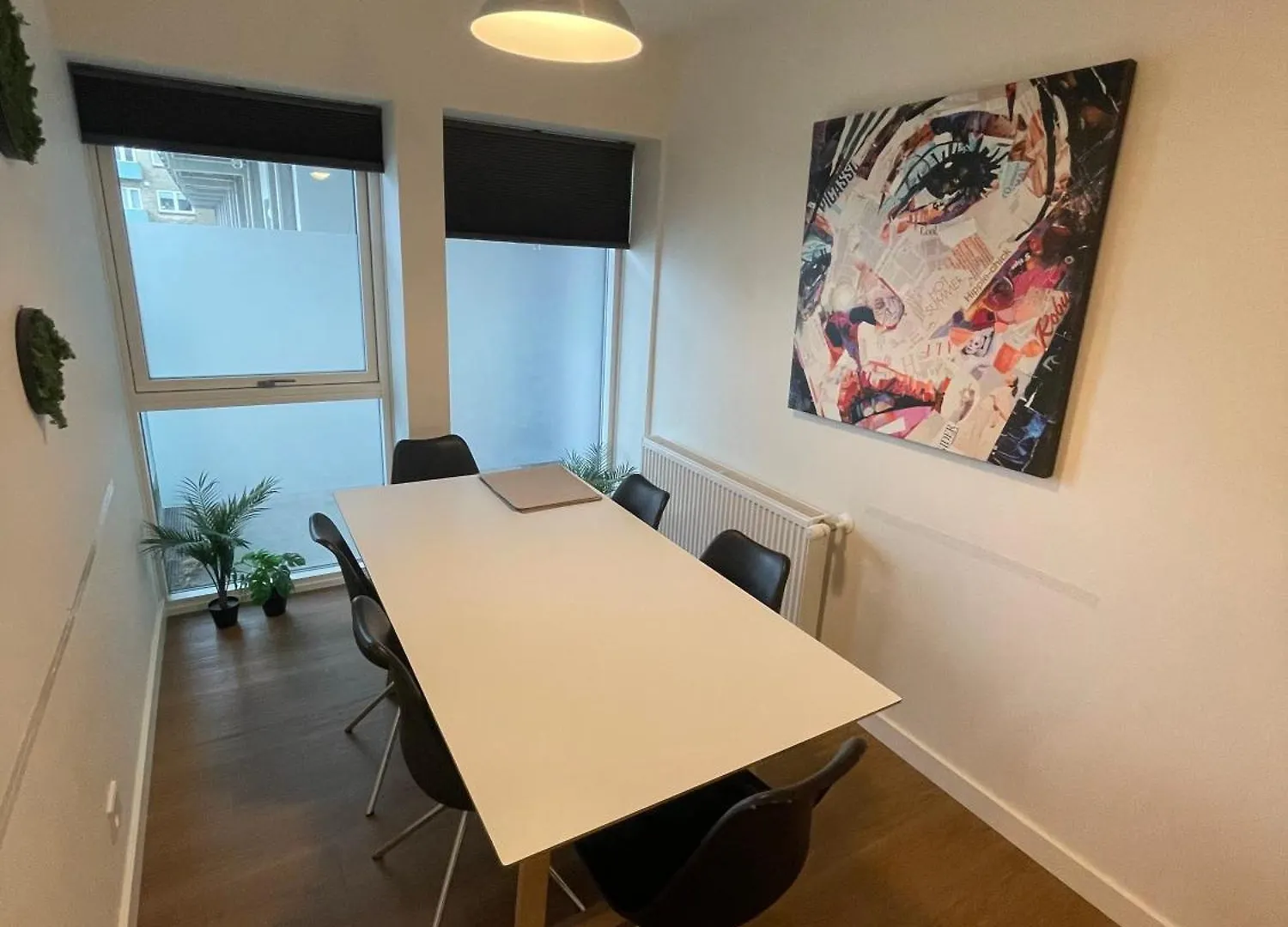 Modern Central Apt With Rooftop, Privat Balcony, & Free Parking,Next To Aarhus Attractions Dinamarca