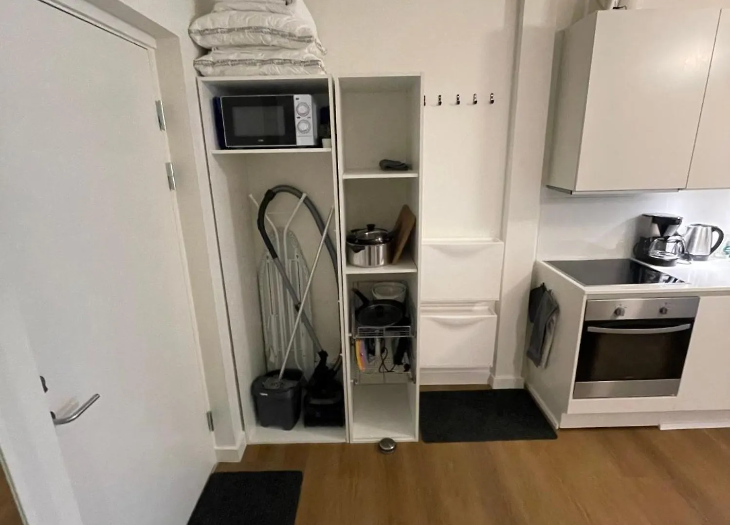 Modern Central Apt With Rooftop, Privat Balcony, & Free Parking,Next To Aarhus Attractions Apartahotel